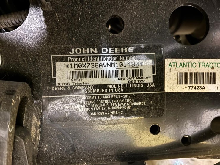 john-deere-x738-image-25