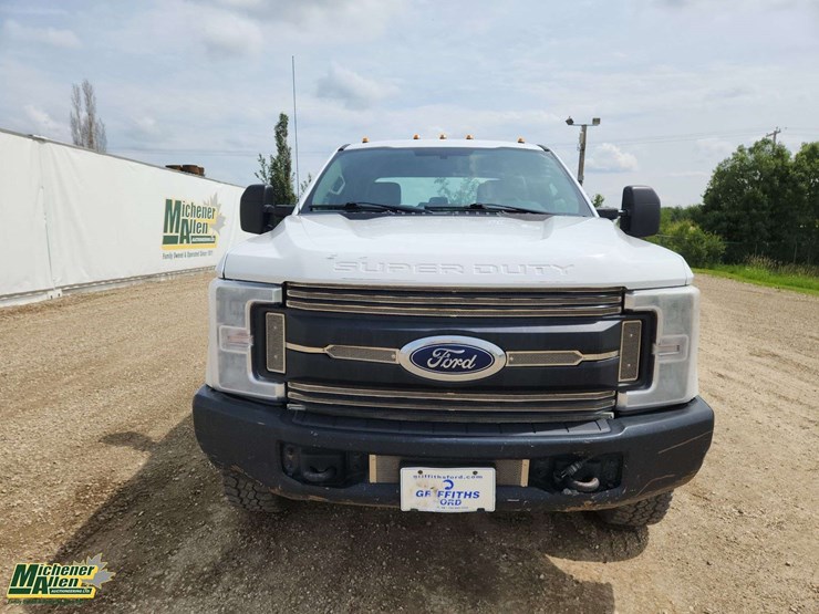 2019-ford-f350-image-19