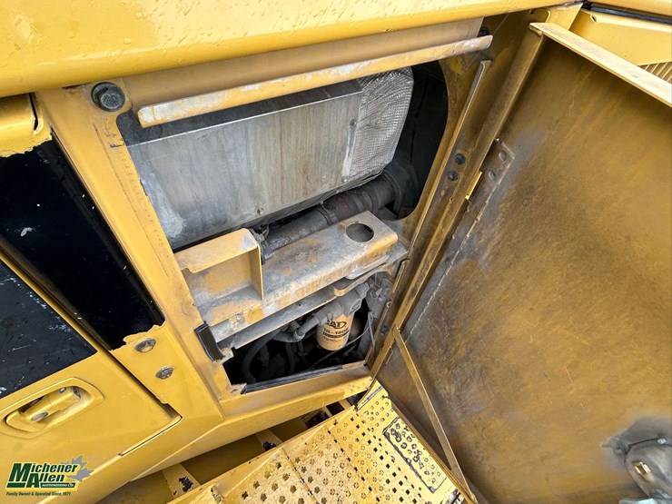 2016-caterpillar-836k-image-28