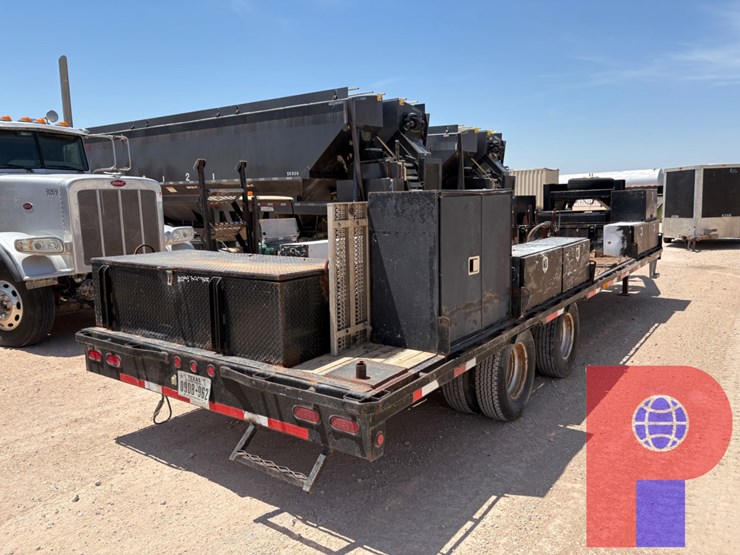 2012-big-tex-26’-x-102”-t/a-gooseneck-tool-transport-trailer-image-5