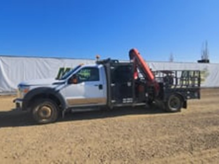 2011-ford-f550-image-5