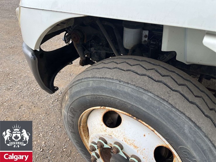 2011-international-durastar-4300-image-11