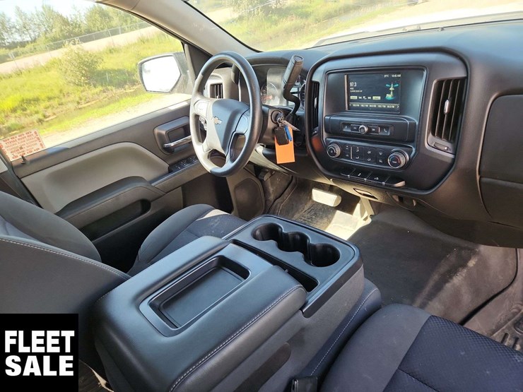 2018-chevrolet-silverado-1500-ls-image-14