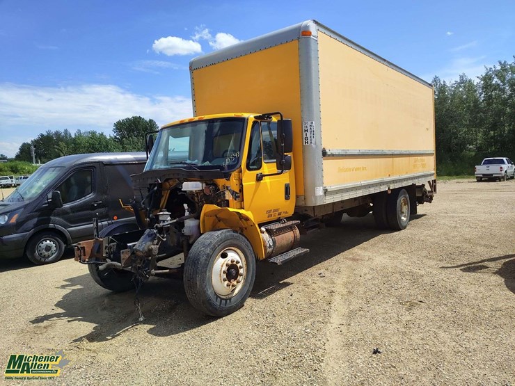2009-international-durastar-4300-image-1