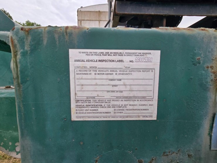 2013-doyle-dry-fertilizer-tender-trailer---kubota-diesel,-3-stainless-compartments,-side-discharge-image-30