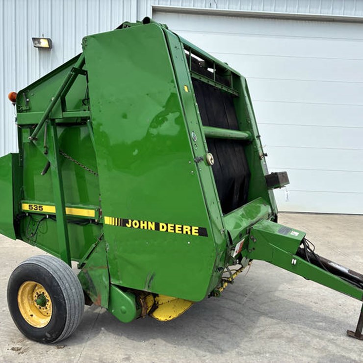 JOHN DEERE 535