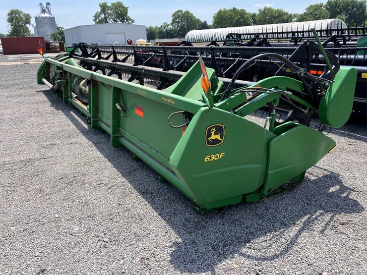 2009-john-deere-630f-image-13