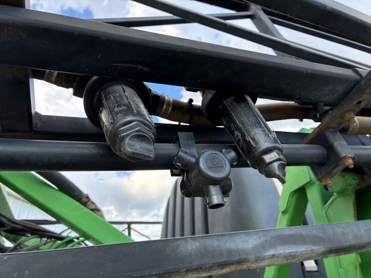 2003-john-deere-4710-image-45