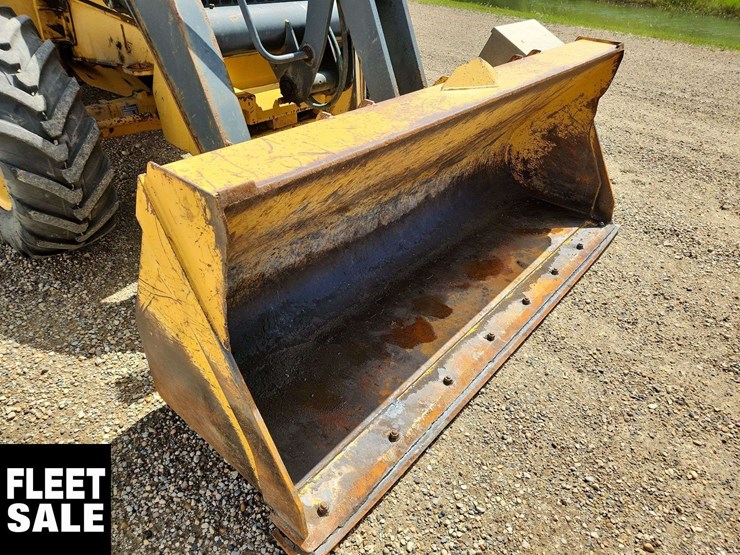 2007-deere-410j-image-23