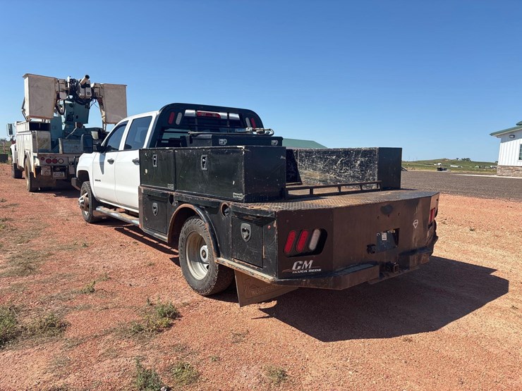 2015-chevrolet-k3500hd-image-7