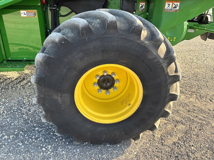 2024-john-deere-s790-image-37