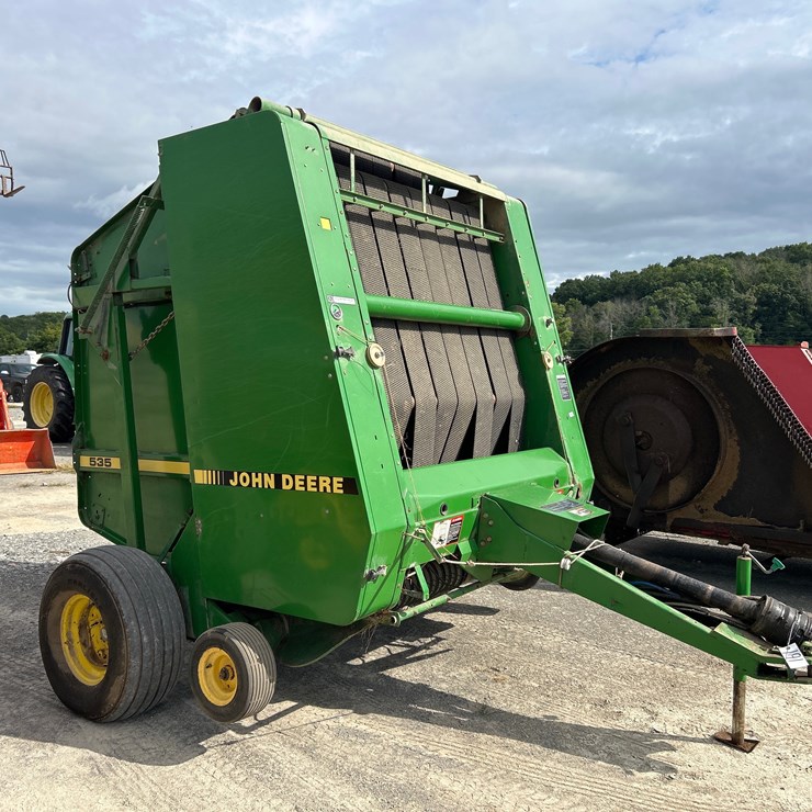 JOHN DEERE 535