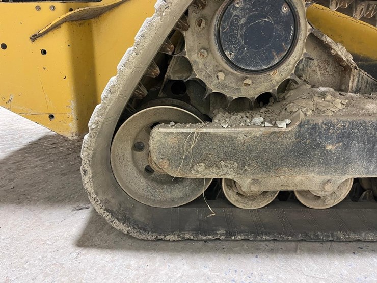 deere-333g-image-19