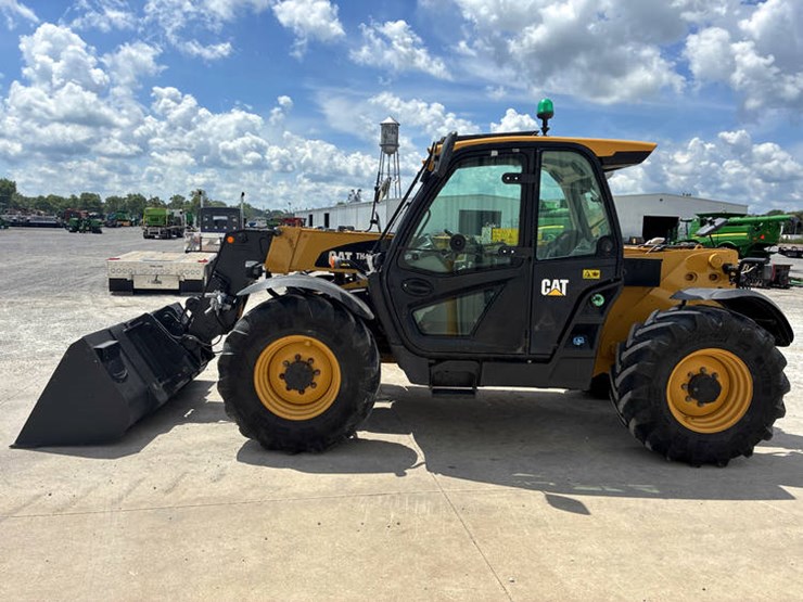 2018-caterpillar-th408d-image-10