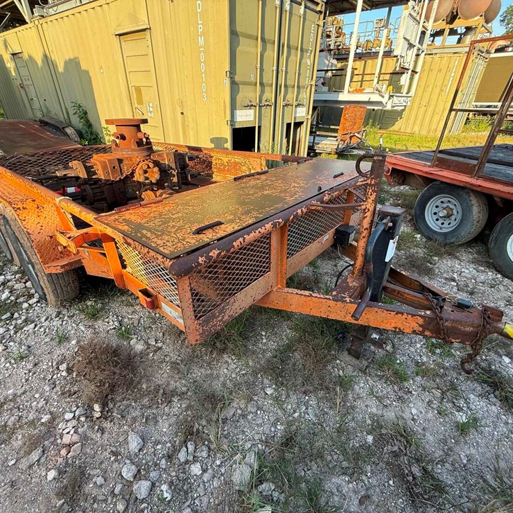 12’ T/A BUMPER PULL TRAILER W/ TOWNSEND 5K HYD. DBL. BOP