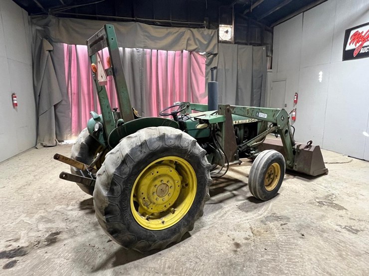 john-deere-2040-image-5