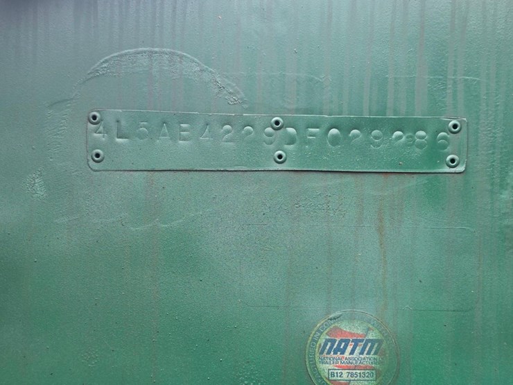 2013-doyle-dry-fertilizer-tender-trailer---kubota-diesel,-3-stainless-compartments,-side-discharge-image-28