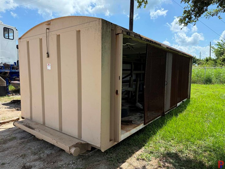 24’l-x-10.6’w-x-9’h-skidded-doghouse-w/-open-side-sliding-doors-image-7