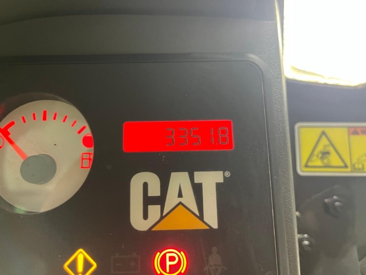 caterpillar-262c-image-18