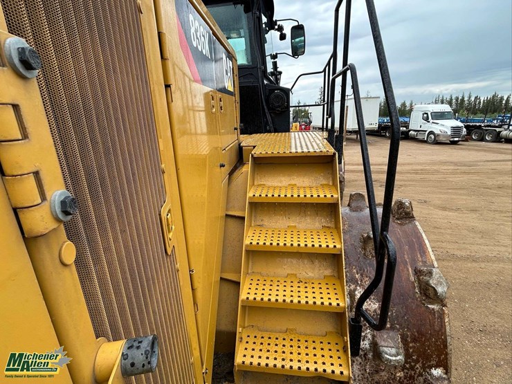 2016-caterpillar-836k-image-33
