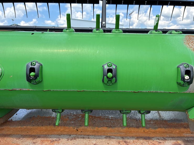 2016-john-deere-630f-image-34