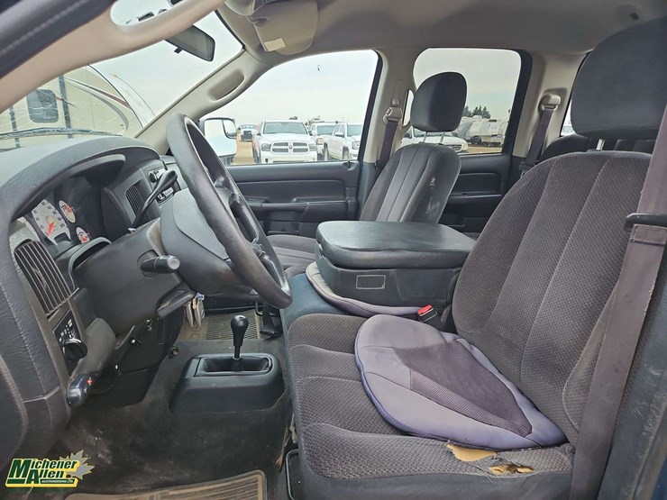2003-dodge-ram-2500-image-11