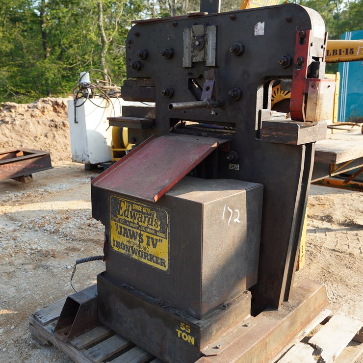 #172 • Edwards Jaws IV Iron Worker