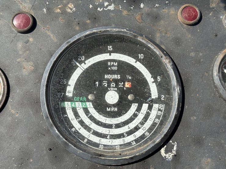 john-deere-2840-image-21