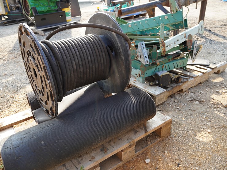 #148-•-roll-case-legs-and-hydraulic-hose-image-6