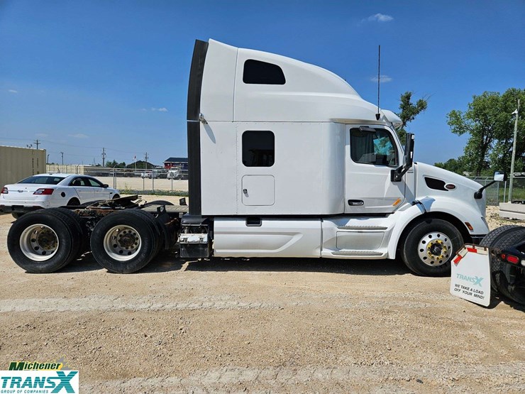 2020-peterbilt-579-image-6