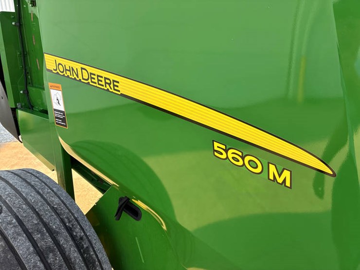 2019-john-deere-560m-image-47