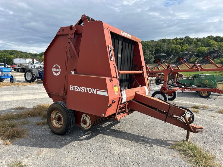 hesston-5580-image-1