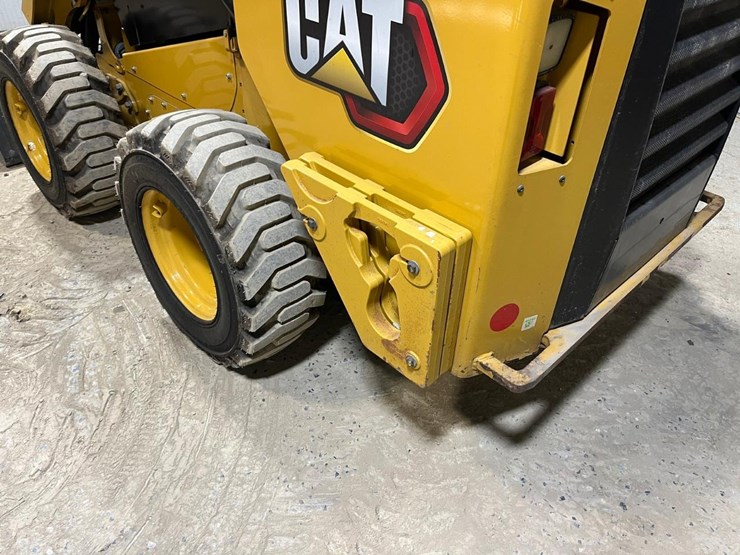 2022-caterpillar-262d3-image-14