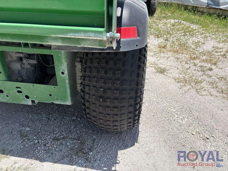 john-deere-gator-image-8
