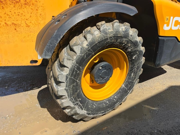 2015-jcb-507-42-image-19