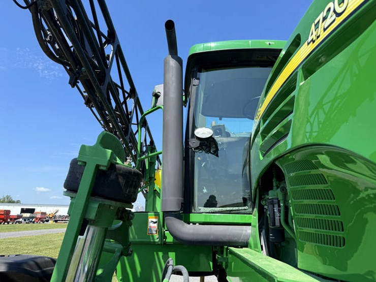 2005-john-deere-4720-image-39