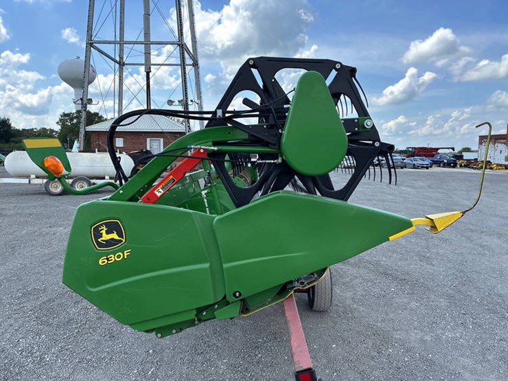 2016-john-deere-630f-image-8