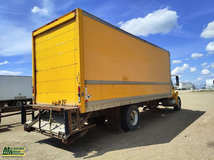 2009-international-durastar-4300-image-4