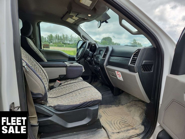 2017-ford-f350-image-18