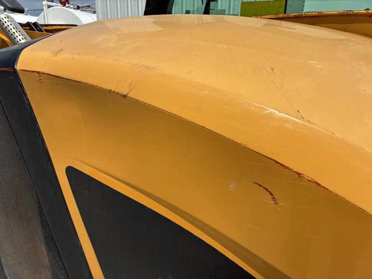 2018-caterpillar-th408d-image-45