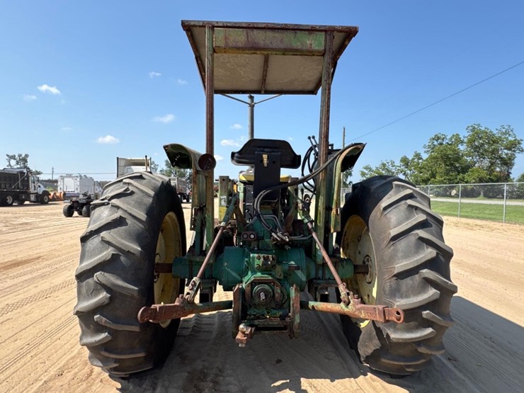 john-deere-2840-image-7
