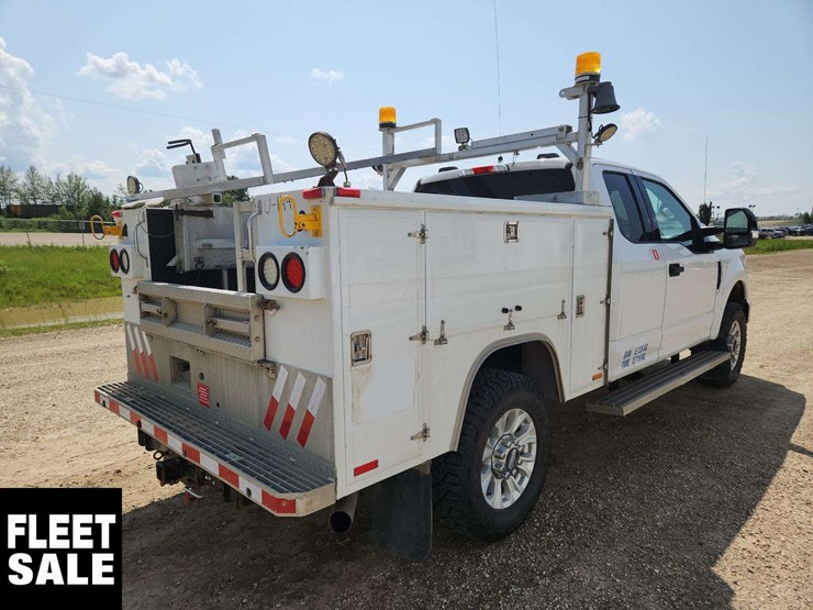 2020-ford-f350-image-4
