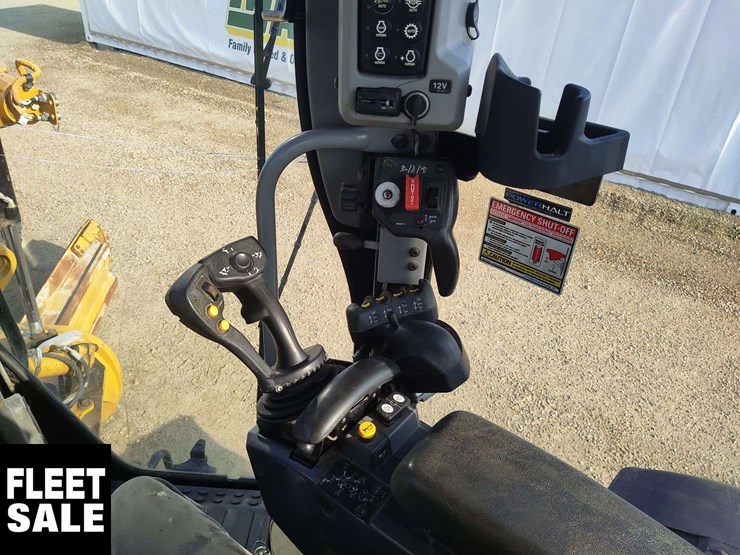 2020-caterpillar-14-image-8