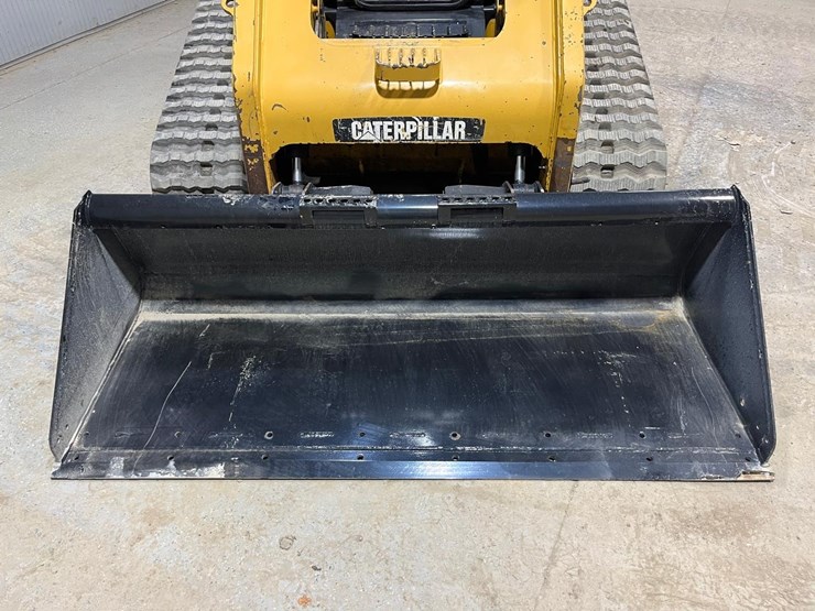 caterpillar-279c2-image-9