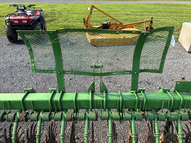 john-deere-400-image-15