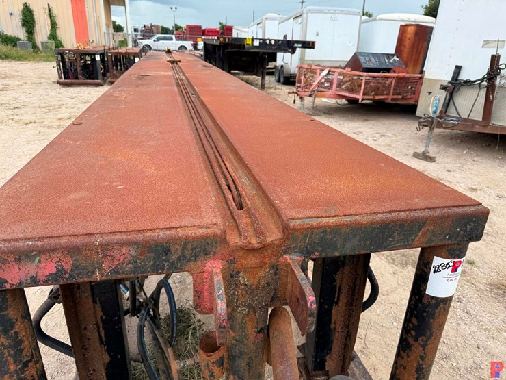 40’l-x-50”w-x-45”h-skidded-catwalk-image-3