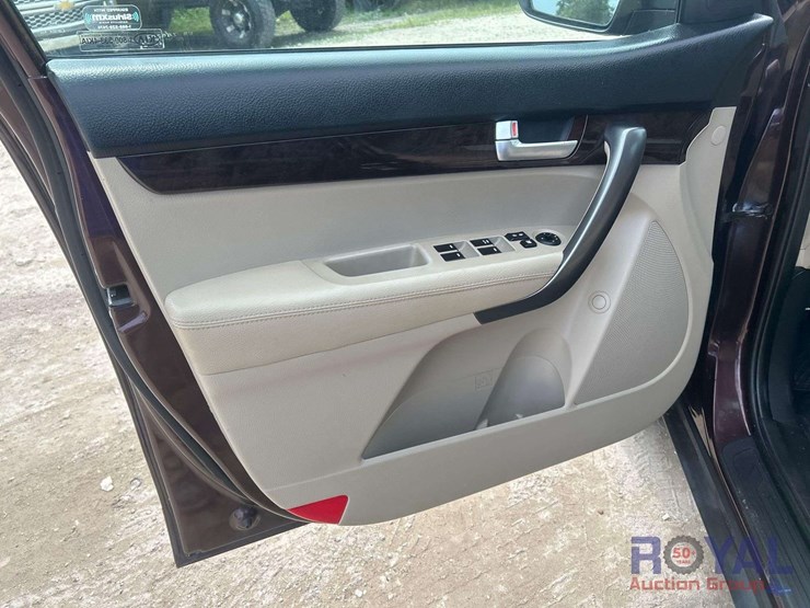 2014-kia-sorento-image-5