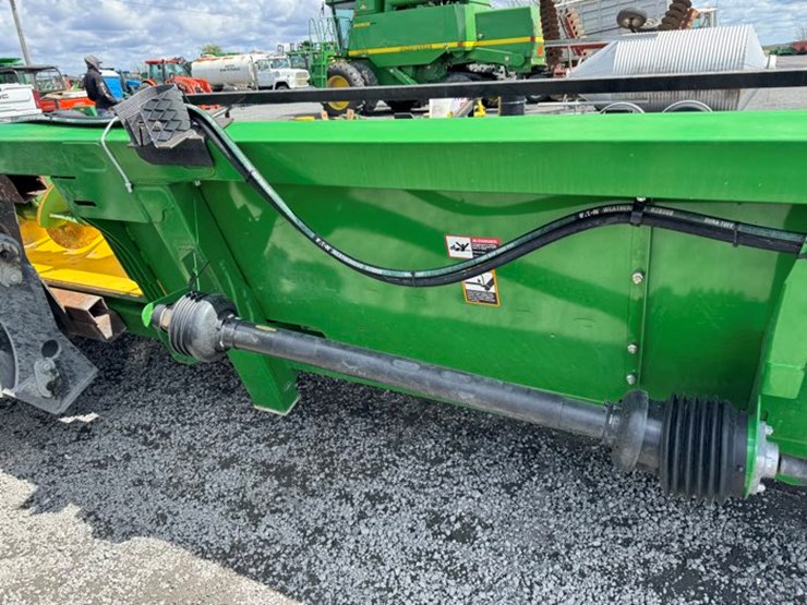 2013-john-deere-612c-image-19