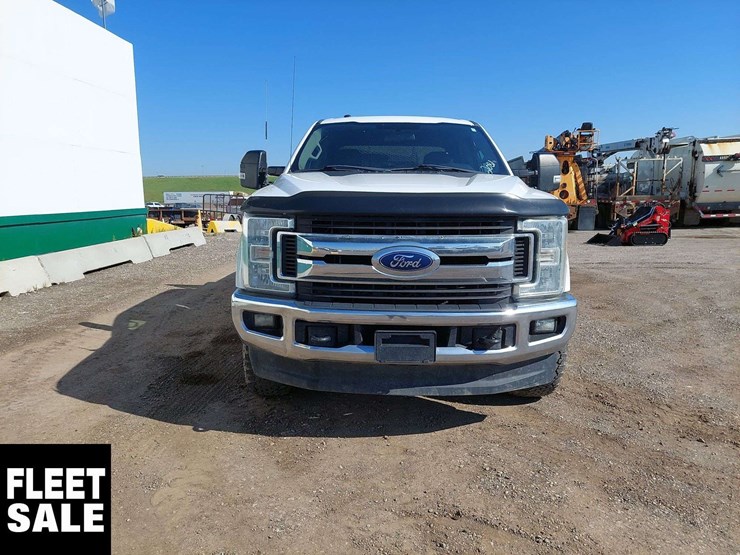 2017-ford-f250-image-19