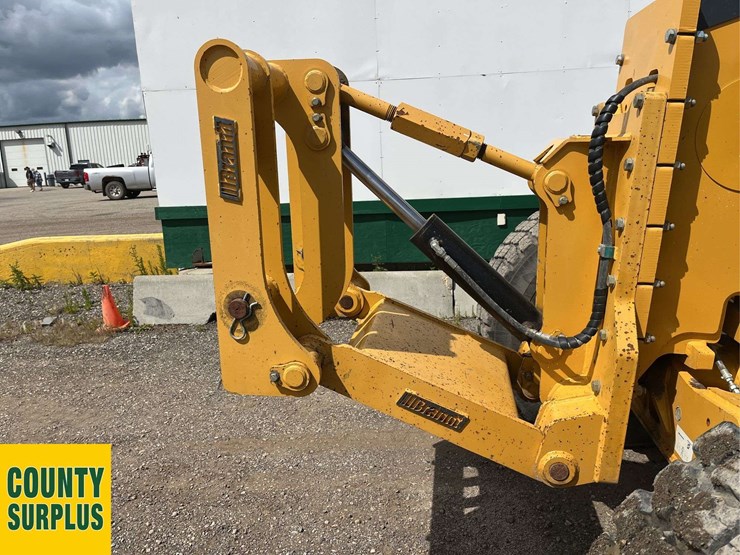 2017-deere-870g-image-10